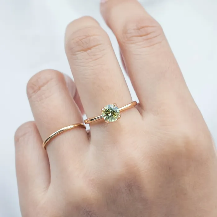 Envero Jewelry Rings Sara Ring 091ct Parti Light Green Montana Sapphire One of a kind Envero Jewelry Rings Sara Ring 091ct Parti Light Green Montana Sapphire One of a kind