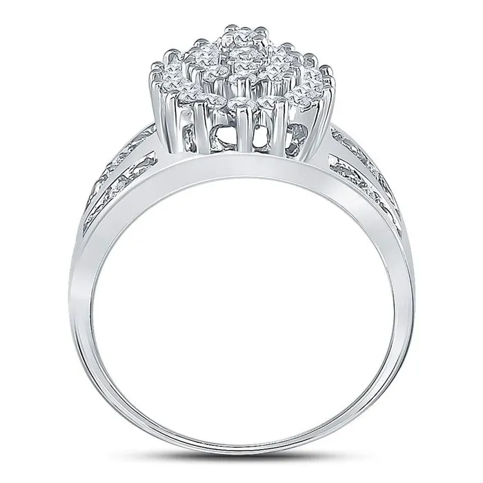 gndatlanta 14k White Gold Round Diamond Oval Cluster Ring 12 Cttw Rings