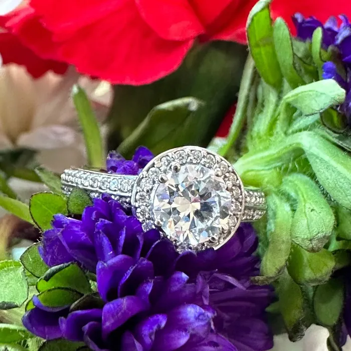 ONeills Estate Jewelry Rings 14 Karat White Gold Diamond Halo Engagement Ring 10000838 ONeills Estate Jewelry Rings 14 Karat White Gold Diamond Halo Engagement Ring 10000838