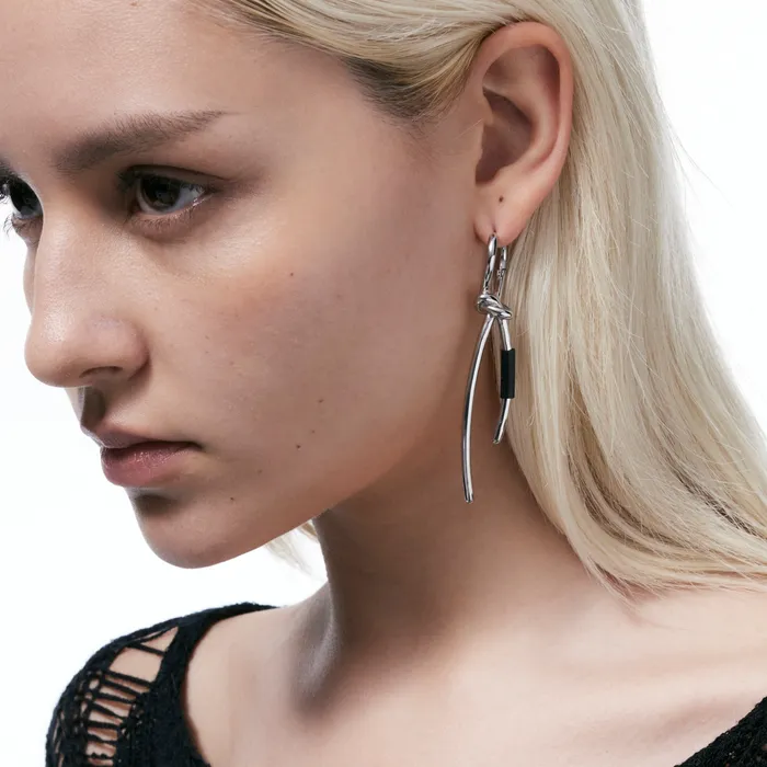 Earrings Blackheadshop Twisted Knot Hinged Earrings