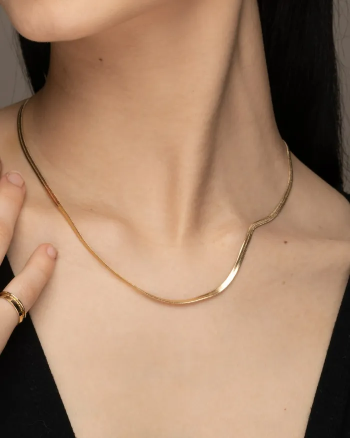 ERIJEWELRY Necklaces Agnes Herringbone Gold Necklace
