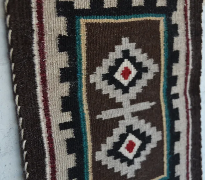 navajorug Necklaces Crystal Design Navajo Rug Malinda Nez Churro 1736 115 x 14
