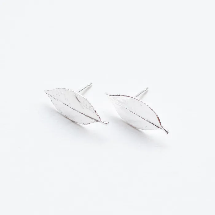Rings Tashi Silver Salal Leaf Studs