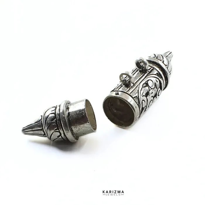 Karizma Jewels Necklaces 925 Sterling Silver handmade Nakshi work Oxidized Unisex container box Pendant