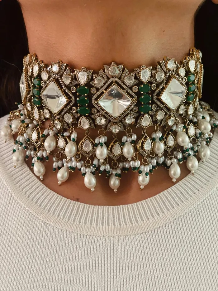 Kodki Polki Kundan Emerald Necklace Set Necklace Earrings PRERTO ECOMMERCE PRIVATE LIMITED Necklaces Kodki Polki Kundan Emerald Necklace Set Necklace Earrings PRERTO ECOMMERCE PRIVATE LIMITED Necklaces