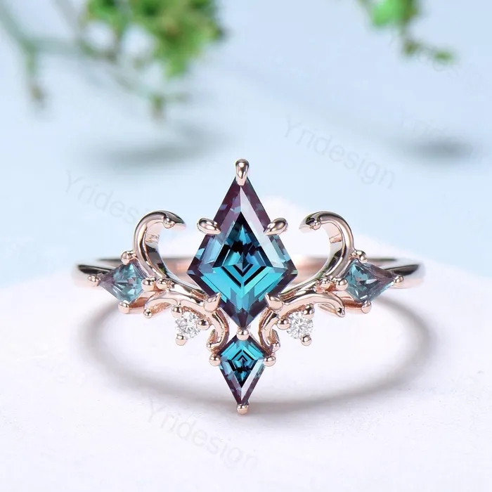 PENFINE Rings Unique Kite Cut Alexandrite Engagement Ring Art Deco Air Fly Color change Alexandrite Alternative Rose Gold Wedding Ring For Women PENFINE Rings Unique Kite Cut Alexandrite Engagement Ring Art Deco Air Fly Color change Alexandrite Alternative Rose Gold Wedding Ring For Women