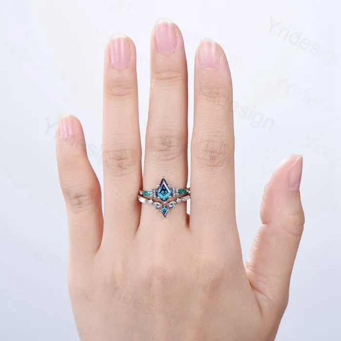 PENFINE Rings Unique kite cut Alexandrite engagement ring set silver white gold art deco marquise emerald wedding ring set for women 2pcs star bridal set PENFINE Rings Unique kite cut Alexandrite engagement ring set silver white gold art deco marquise emerald wedding ring set for women 2pcs star bridal set