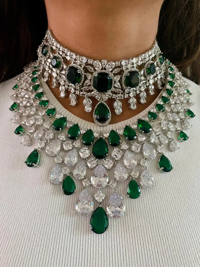 PRERTO ECOMMERCE PRIVATE LIMITED Necklaces Maharani Diamond Emerald Stone Necklace Set Geometric Drops Statement Emerald Diamond Necklace Set 2Necklace 2Earrings 2Mang Tika PRERTO ECOMMERCE PRIVATE LIMITED Necklaces Maharani Diamond Emerald Stone Necklace Set Geometric Drops Statement Emerald Diamond Necklace Set 2Necklace 2Earrings 2Mang Tika