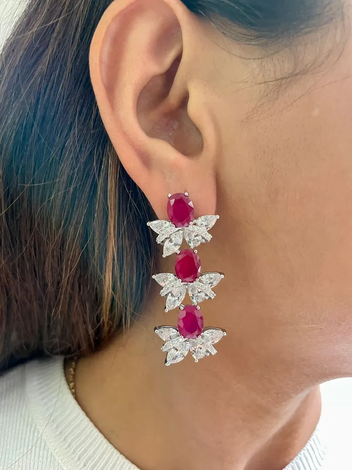PRERTO ECOMMERCE PRIVATE LIMITED Necklaces Maharani Ruby Oval Diamond Detail Line Necklace Set Bow Ruby Diamond Necklace Set