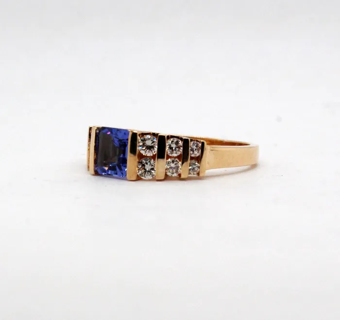 Rings Estate 14KY 73 Ct Tanzanite and 50 Cttw Diamond Ring I in Color and FULLERS PURCHASE FROM PUBLIC Rings Estate 14KY 73 Ct Tanzanite and 50 Cttw Diamond Ring I in Color and FULLERS PURCHASE FROM PUBLIC