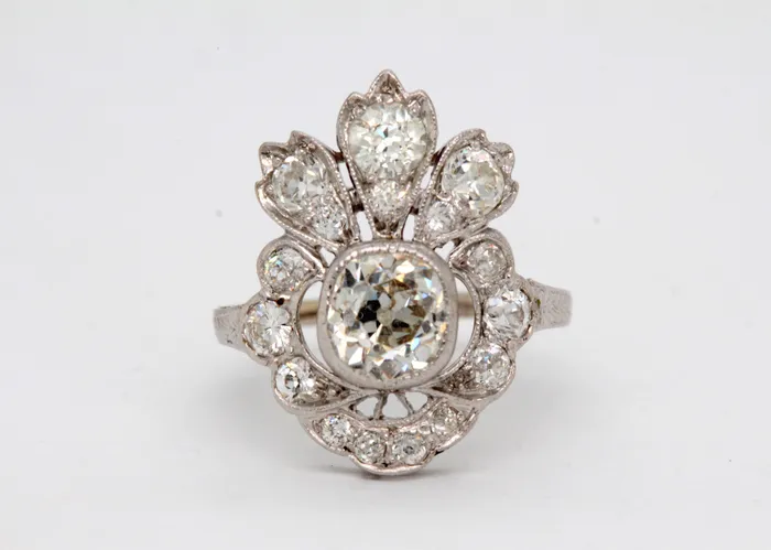 Rings FULLERS PURCHASE FROM PUBLIC Estate Platinum 175 Cttw Fashion Ring Rings FULLERS PURCHASE FROM PUBLIC Estate Platinum 175 Cttw Fashion Ring