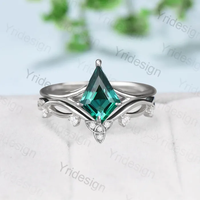 Rings PENFINE Dainty Kite cut emerald wedding ring set solitaire split shank emerald engagement ring set floral moissanite bridal bridal ring set for girl Rings PENFINE Dainty Kite cut emerald wedding ring set solitaire split shank emerald engagement ring set floral moissanite bridal bridal ring set for girl