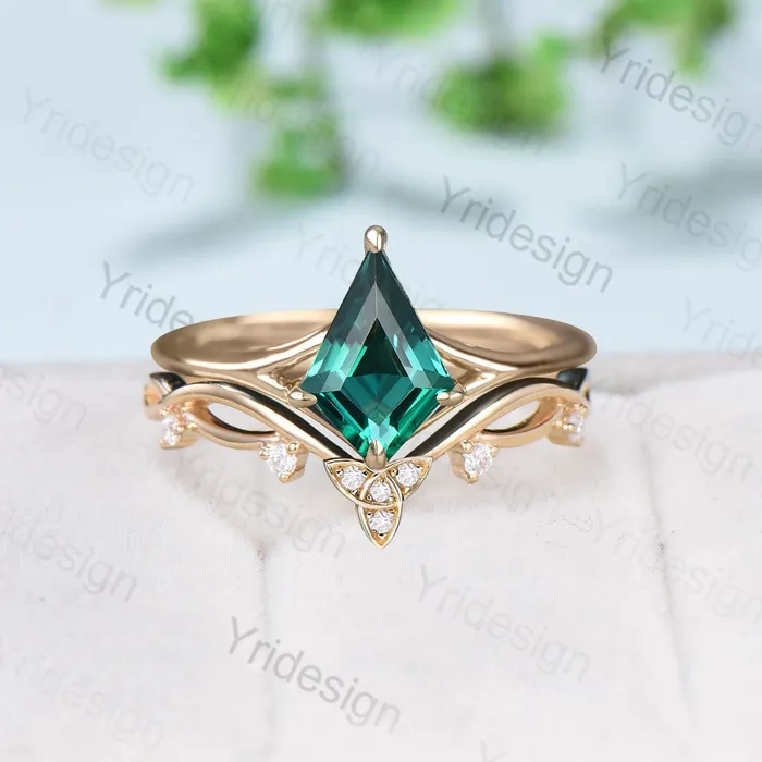 Rings PENFINE Dainty Kite cut emerald wedding ring set solitaire split shank emerald engagement ring set floral moissanite bridal bridal ring set for girl Rings PENFINE Dainty Kite cut emerald wedding ring set solitaire split shank emerald engagement ring set floral moissanite bridal bridal ring set for girl