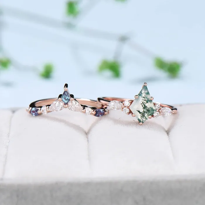 Rings PENFINE Vintage moss agate ring rose gold unique Kite cut aquatic agate engagement ring cluster alexandrite moissanite gold bridal wedding ring set Rings PENFINE Vintage moss agate ring rose gold unique Kite cut aquatic agate engagement ring cluster alexandrite moissanite gold bridal wedding ring set