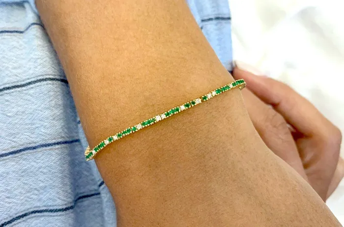 Albert Hern Bracelets Bracelet 14kt Gold Petite Tennis Emeralds Diamonds Albert Hern Bracelets Bracelet 14kt Gold Petite Tennis Emeralds Diamonds