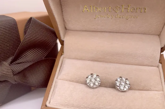 Albert Hern Earrings 138 cts Diamonds Round Cluster 18kt Gold Earrings