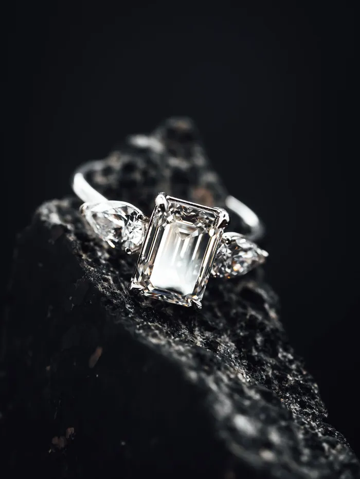 Almog Rings 14k White Gold 3 Stone Diamond Engagement Ring