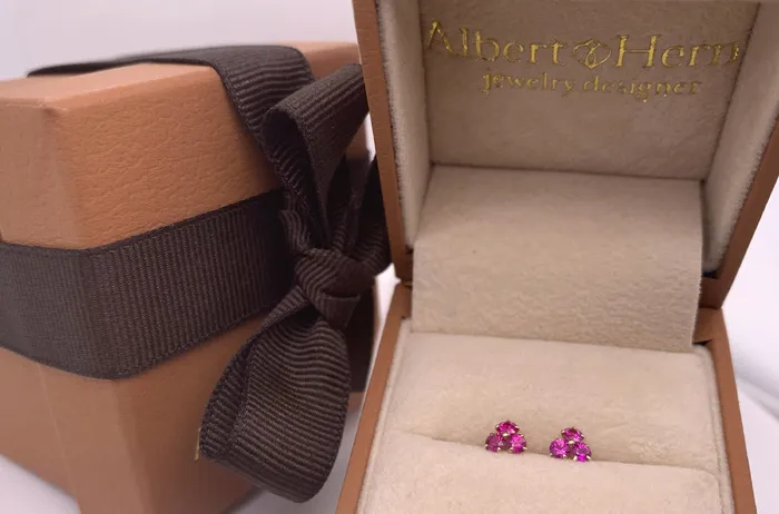 Earrings Albert Hern Mini Earrings 18kt Gold Trio Ruby Studs Earrings Albert Hern Mini Earrings 18kt Gold Trio Ruby Studs