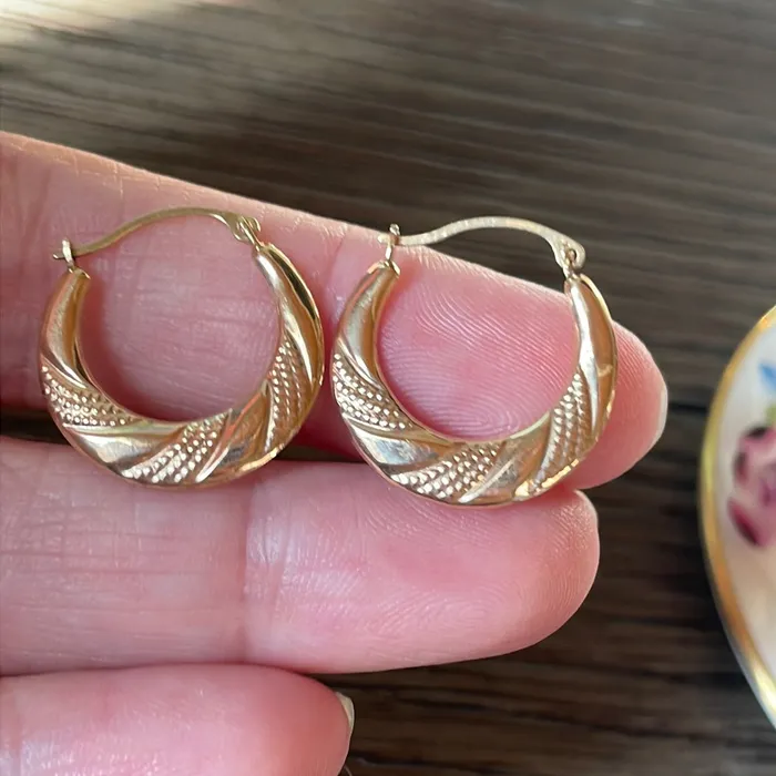 Flattened Patterned Hoop Earrings 10k Gold Vintage Vintage Paris Jewelry Earrings Flattened Patterned Hoop Earrings 10k Gold Vintage Vintage Paris Jewelry Earrings