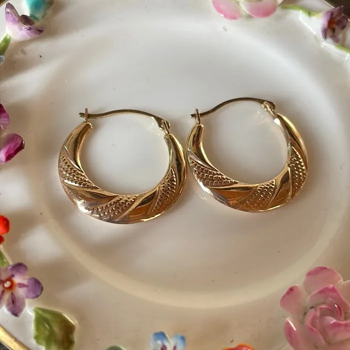 Flattened Patterned Hoop Earrings 10k Gold Vintage Vintage Paris Jewelry Earrings Flattened Patterned Hoop Earrings 10k Gold Vintage Vintage Paris Jewelry Earrings