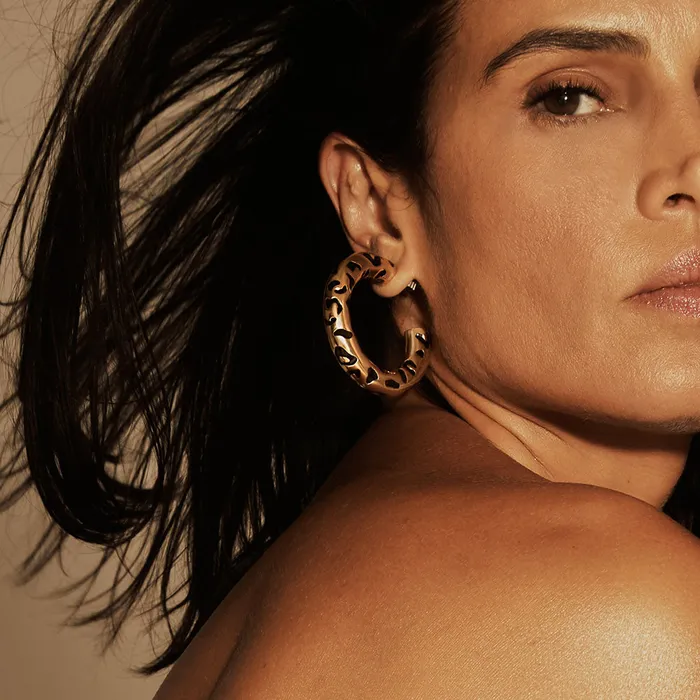 MEDIUM LEOPARDO HOOPS IN 18K YELLOW GOLD PLATED SILVER WITH ENAMEL DETAILS Jack Vartanian Earrings