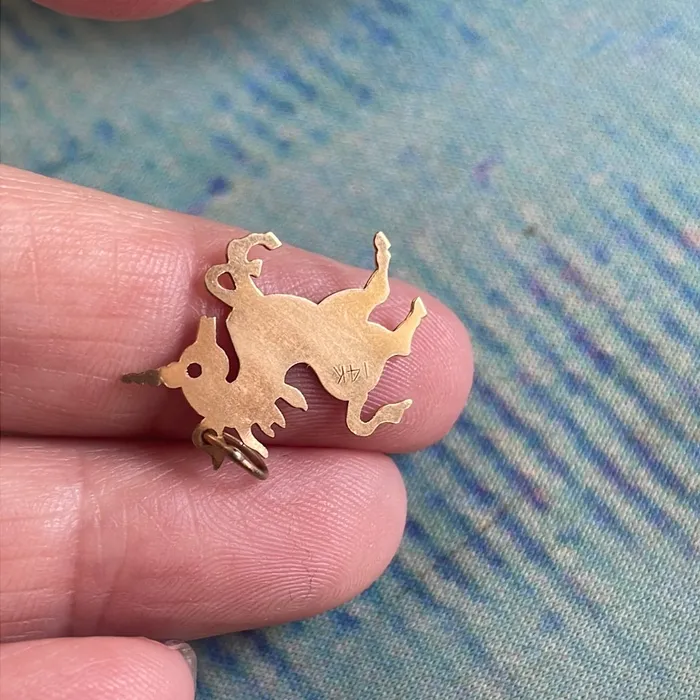 Unicorn Pendant 14k Gold Vintage Love Vintage Paris PreStyled Sets Unicorn Pendant 14k Gold Vintage Love Vintage Paris PreStyled Sets