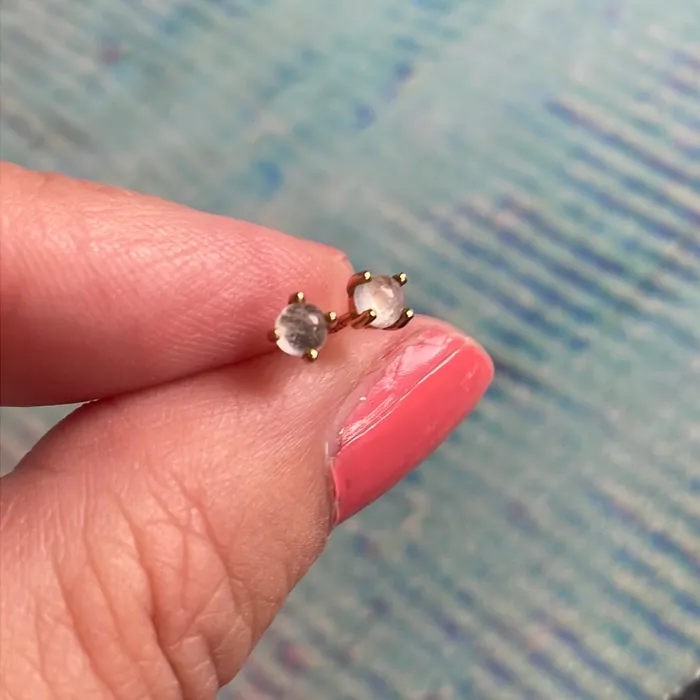 Vintage Paris Jewelry Super Dainty Moonstone Stud Earrings 9k Gold Vintage Earrings