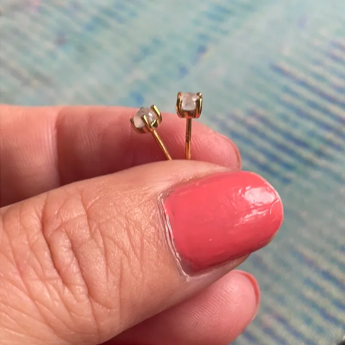 Vintage Paris Jewelry Super Dainty Moonstone Stud Earrings 9k Gold Vintage Earrings